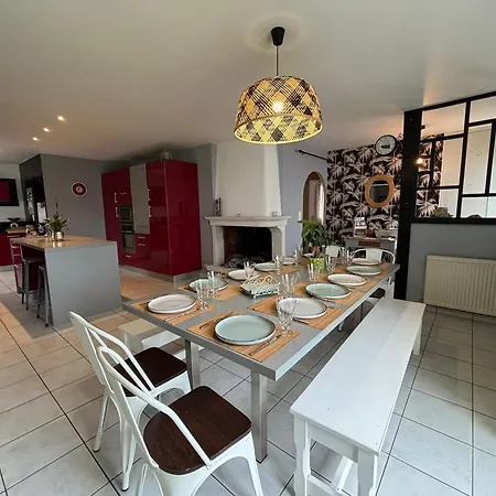 Holiday home Maison Spacieuse Proche Plages - 12 Pers. - Fr-1-426-614