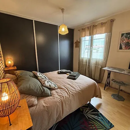 Holiday home Maison Spacieuse Proche Plages - 12 Pers. - Fr-1-426-614 *